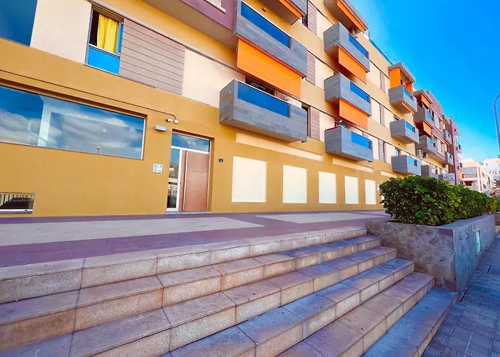 Beautiful Alcala Center Apartment